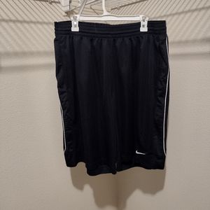 Nike men's basketball shorts size 2XL